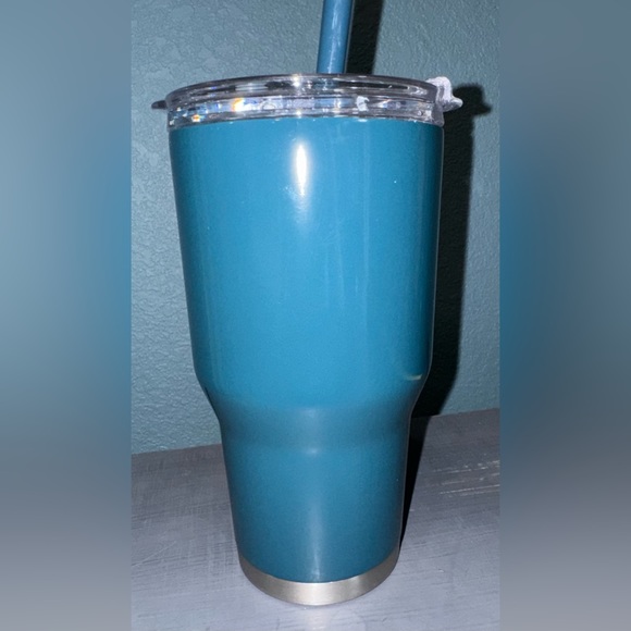 New Reduce® Cold1™ 30 oz. Tumbler with Lid in Teal Blue Tumbler 30 oz - Picture 4 of 10